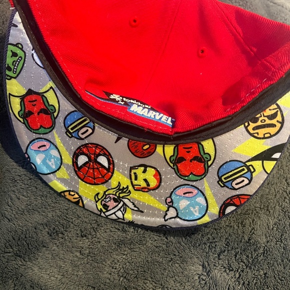 RARE AVENGERS TOKI DOKI FITTED HAT - Picture 3 of 3
